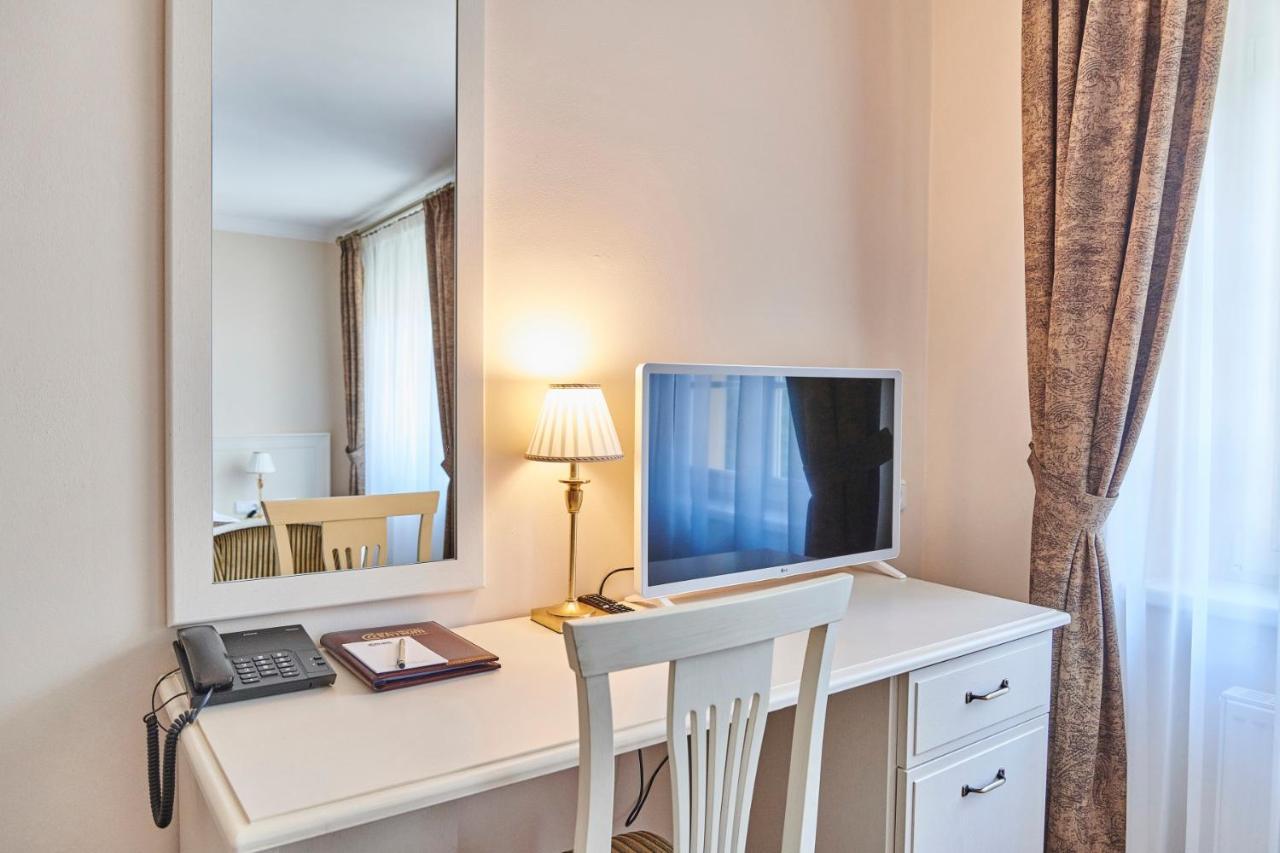 Spa Hotel Centrum Františkovy Lázně Kültér fotó