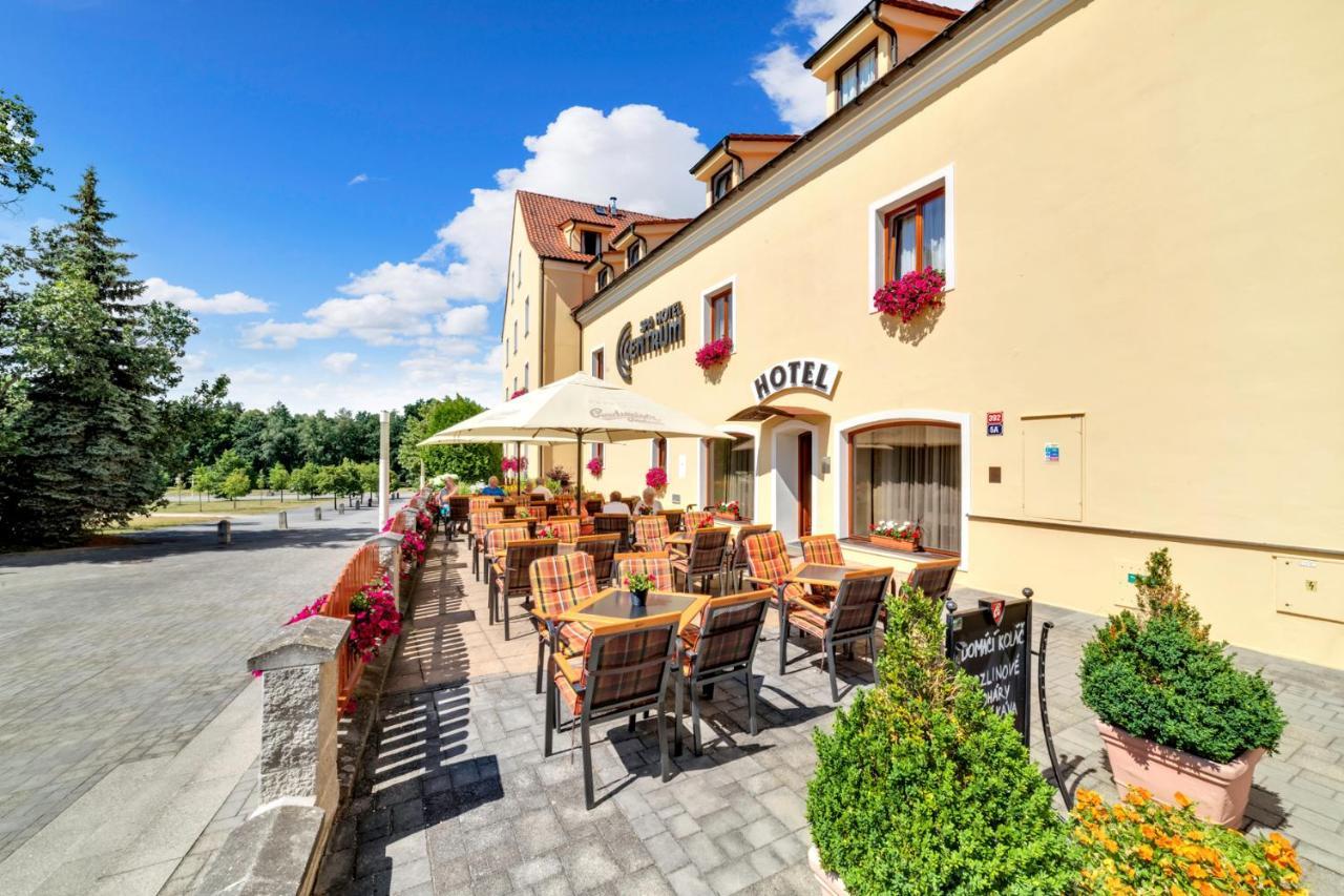 Spa Hotel Centrum Františkovy Lázně Kültér fotó
