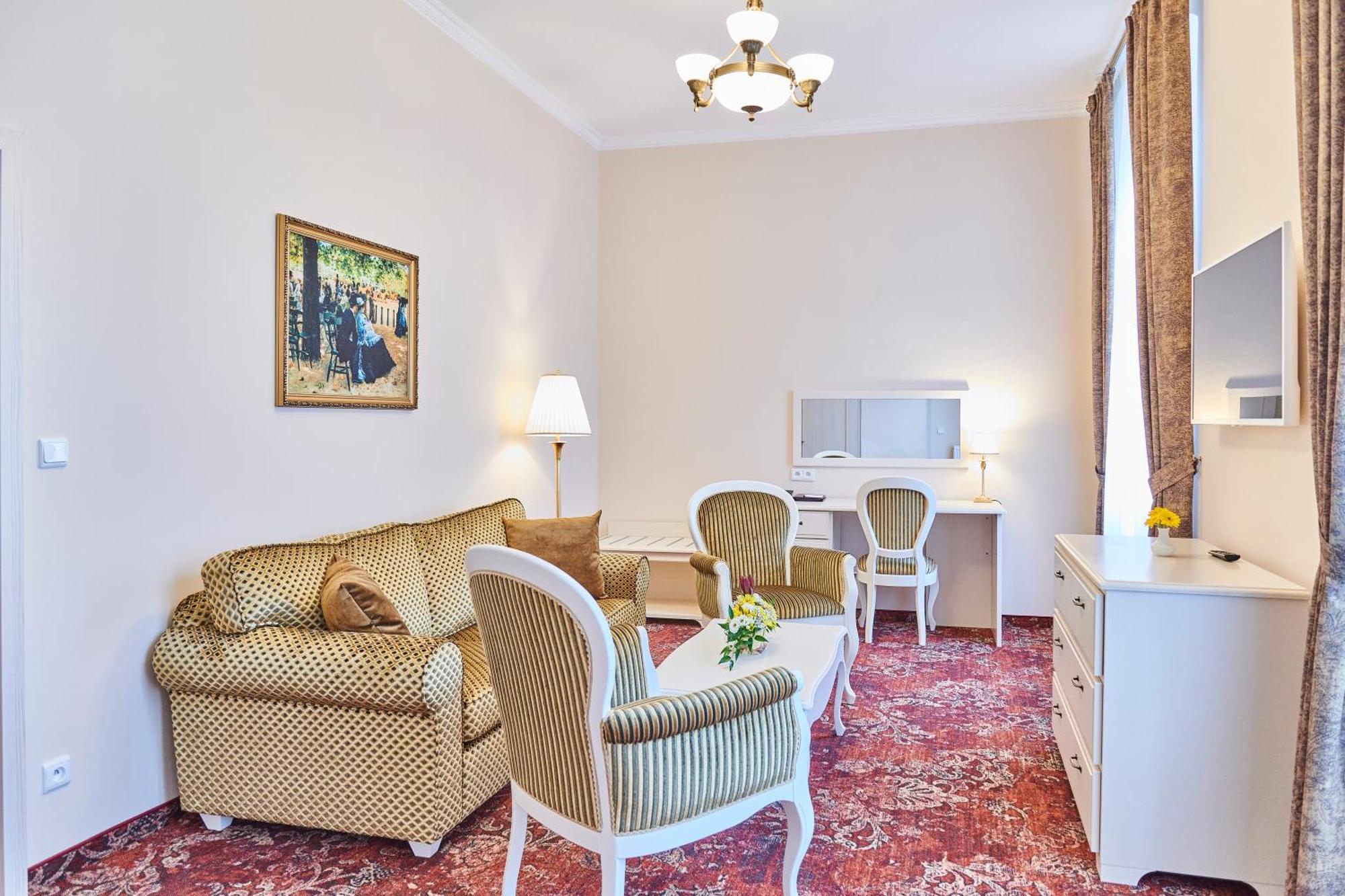 Spa Hotel Centrum Františkovy Lázně Kültér fotó